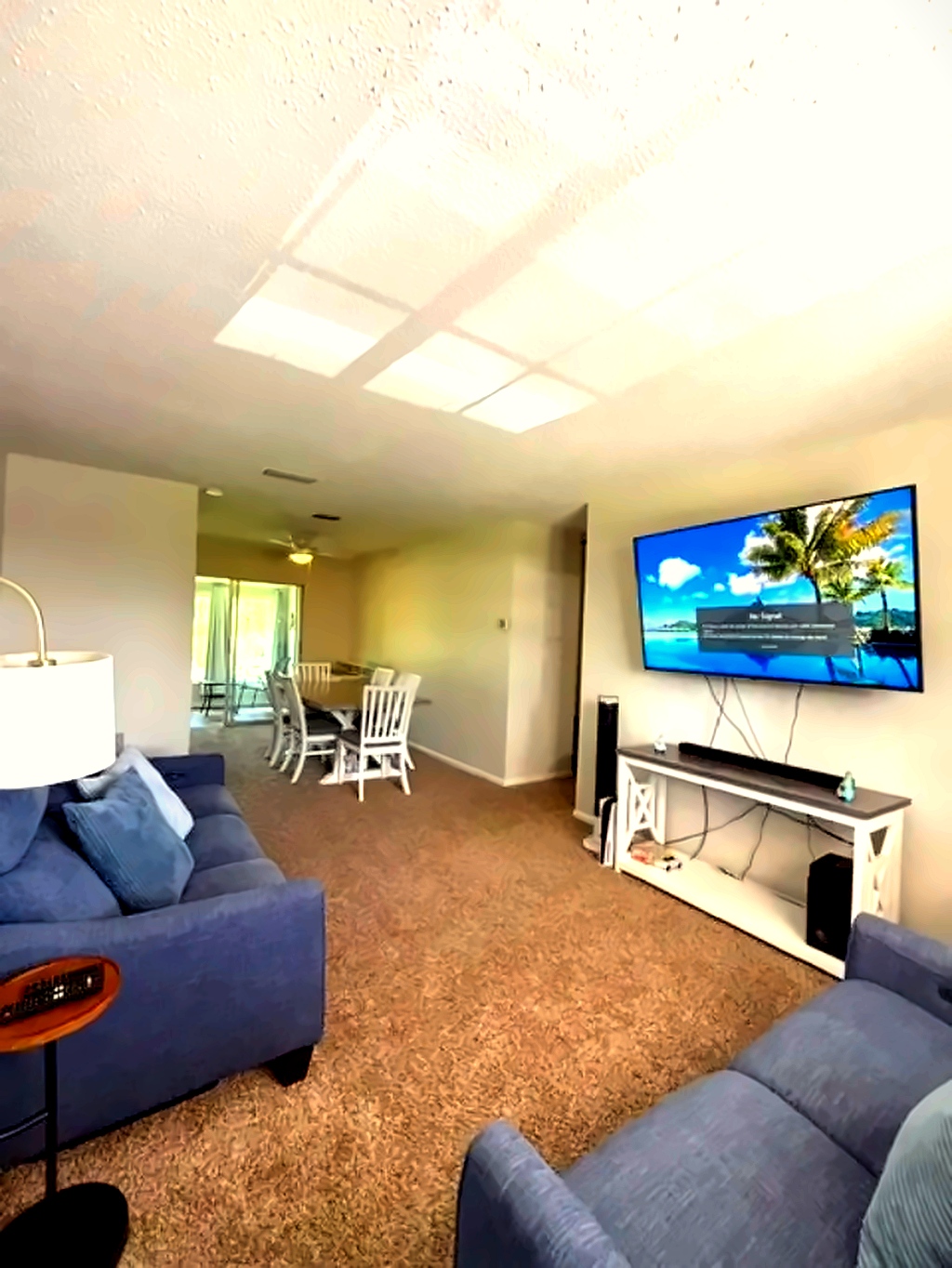 Spacious living room